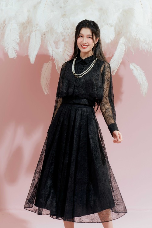 Sixdo Black Floral Pleated Midi Lace Skirt